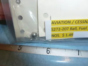 NOS CESSNA S272-207 BALL, FUEL SELECTOR DETENT (AIRCRAFT)